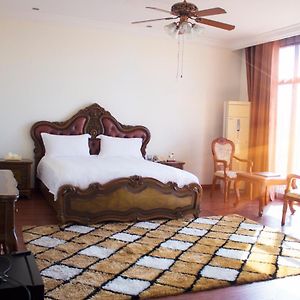 Double Room Mountain View